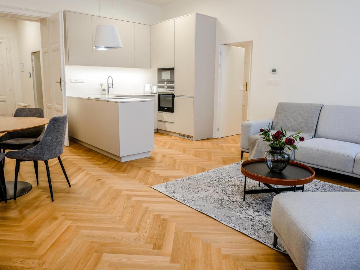 Laurinska 1 Apartments Bratislava Exterior photo
